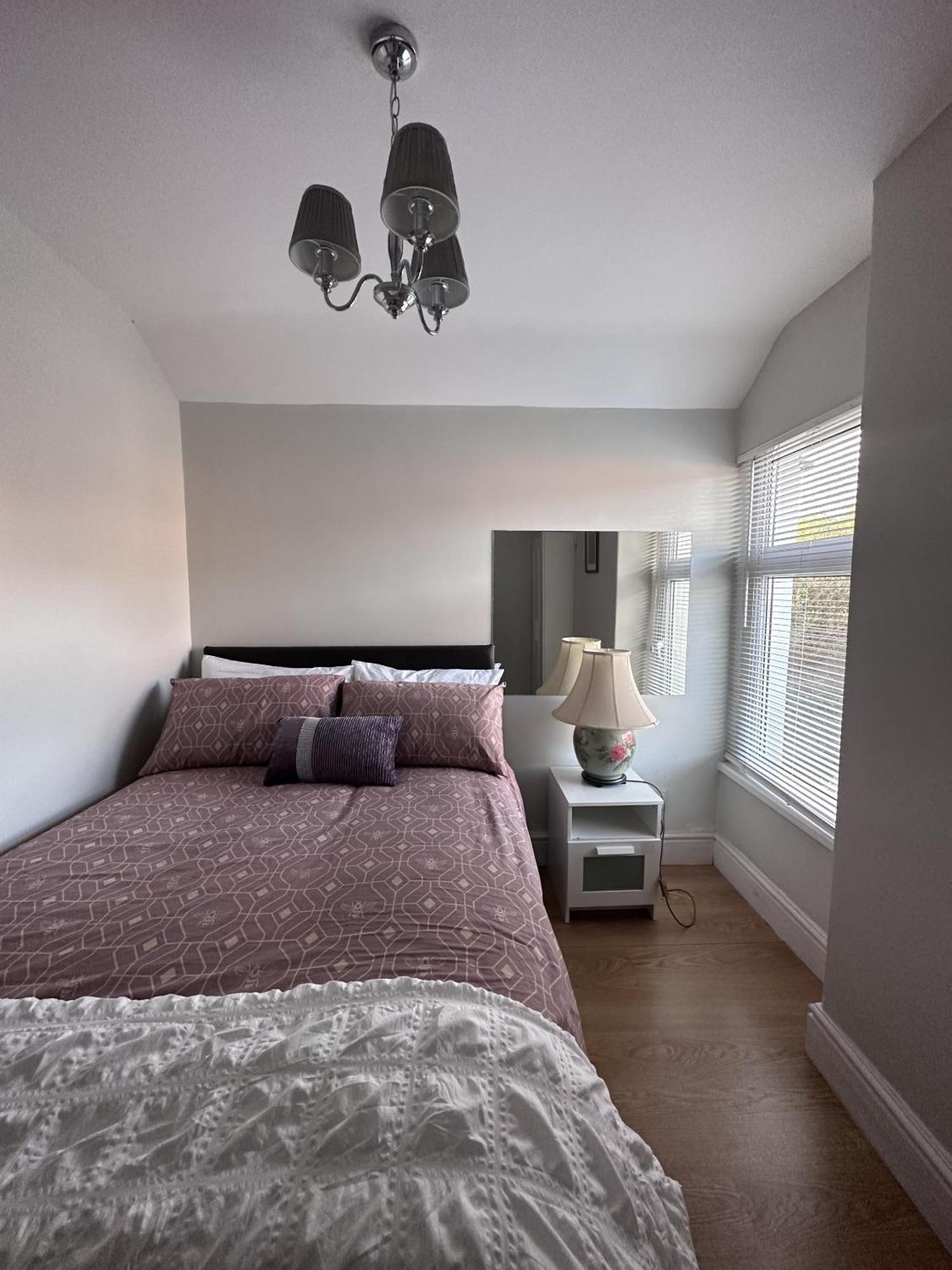 Adanhouse-Stockland Spacious 5 Bedroom House Sleeps 12 Private Garden Cardiff Exterior foto